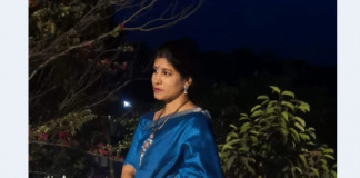 আবেগোত্থিত অনুভূতি, উপলব্ধির কবিতা “অনুভূতির গহীনে”লিখেছেন কবি রীতা ধর।