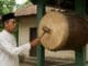 ইন্দোনেশিয়ায় আযানের আগে ঢোল বাজানোর প্রথা